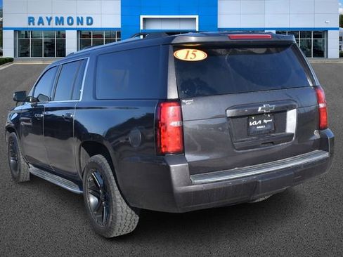 Used 2015 Chevrolet Suburban LTZ image 5