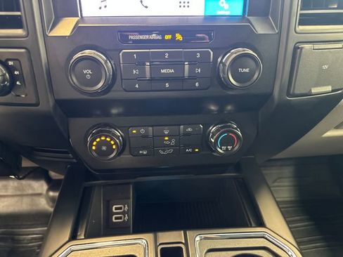 Used 2019 Ford F150 XL w/ Equipment Group 101A Mid AWD/4WD image 30