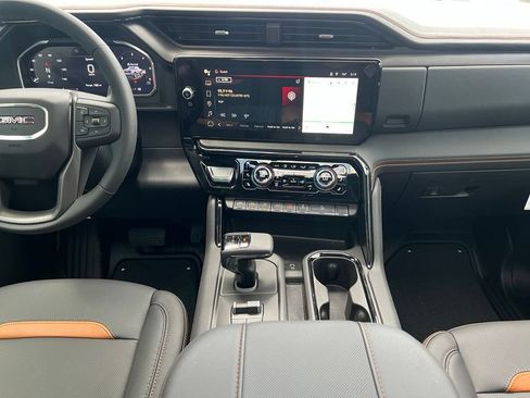 New 2026 GMC Sierra 1500 AT4 w/ AT4 Premium Package AWD/4WD image 15