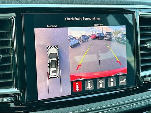 New 2026 Chrysler Pacifica Limited FWD image 10