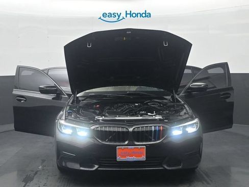Used 2019 BMW 330i Sedan w/ Driving Assistance Package RWD image 36