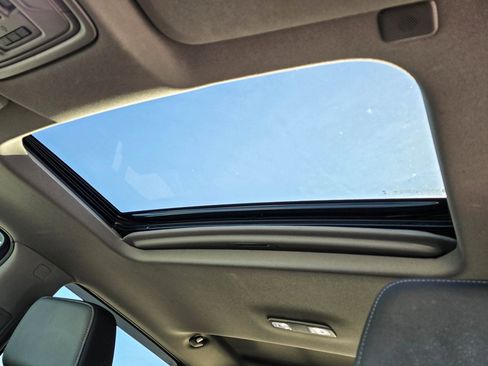 Used 2020 Chevrolet Silverado 1500 LTZ w/ LTZ Premium Package image 29