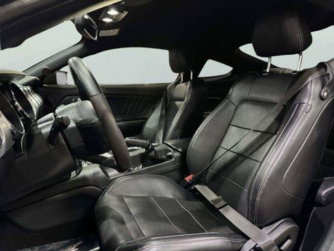 Used 2016 Ford Mustang Premium RWD image 24