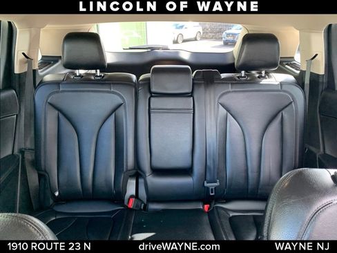 Certified 2022 Lincoln Nautilus AWD image 15