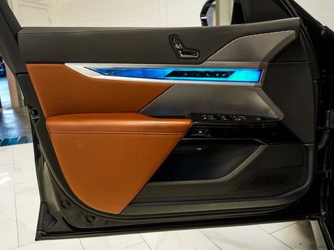 Used 2023 BMW 760i xDrive w/ Luxury Rear Seating Package image 23