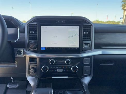 New 2025 Ford F150 Lariat w/ Equipment Group 501A Mid image 14