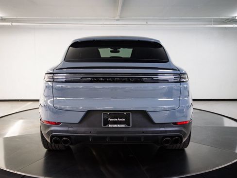 Certified 2024 Porsche Cayenne Coupe AWD/4WD image 6