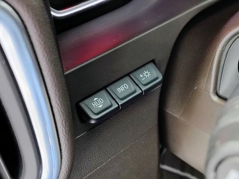 Used 2021 Chevrolet Silverado 2500 LTZ w/ LTZ Premium Package image 60