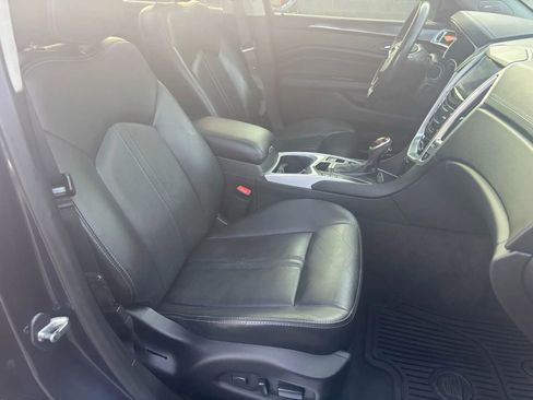 Used 2016 Cadillac SRX Performance w/ Midnight Edition Package image 22