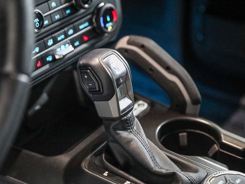 Used 2022 Ford Bronco Outer Banks image 20