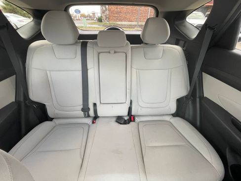 Used 2025 Hyundai Tucson Blue image 38