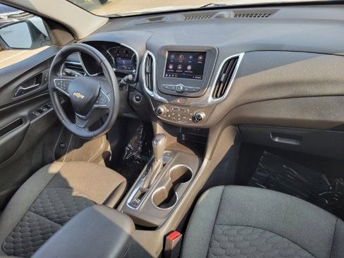 Used 2020 Chevrolet Equinox LT image 24