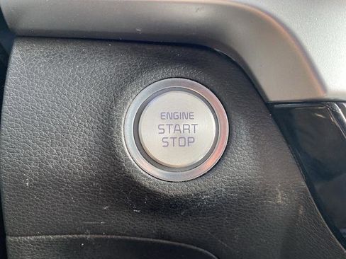 Used 2020 Kia Telluride LX image 29