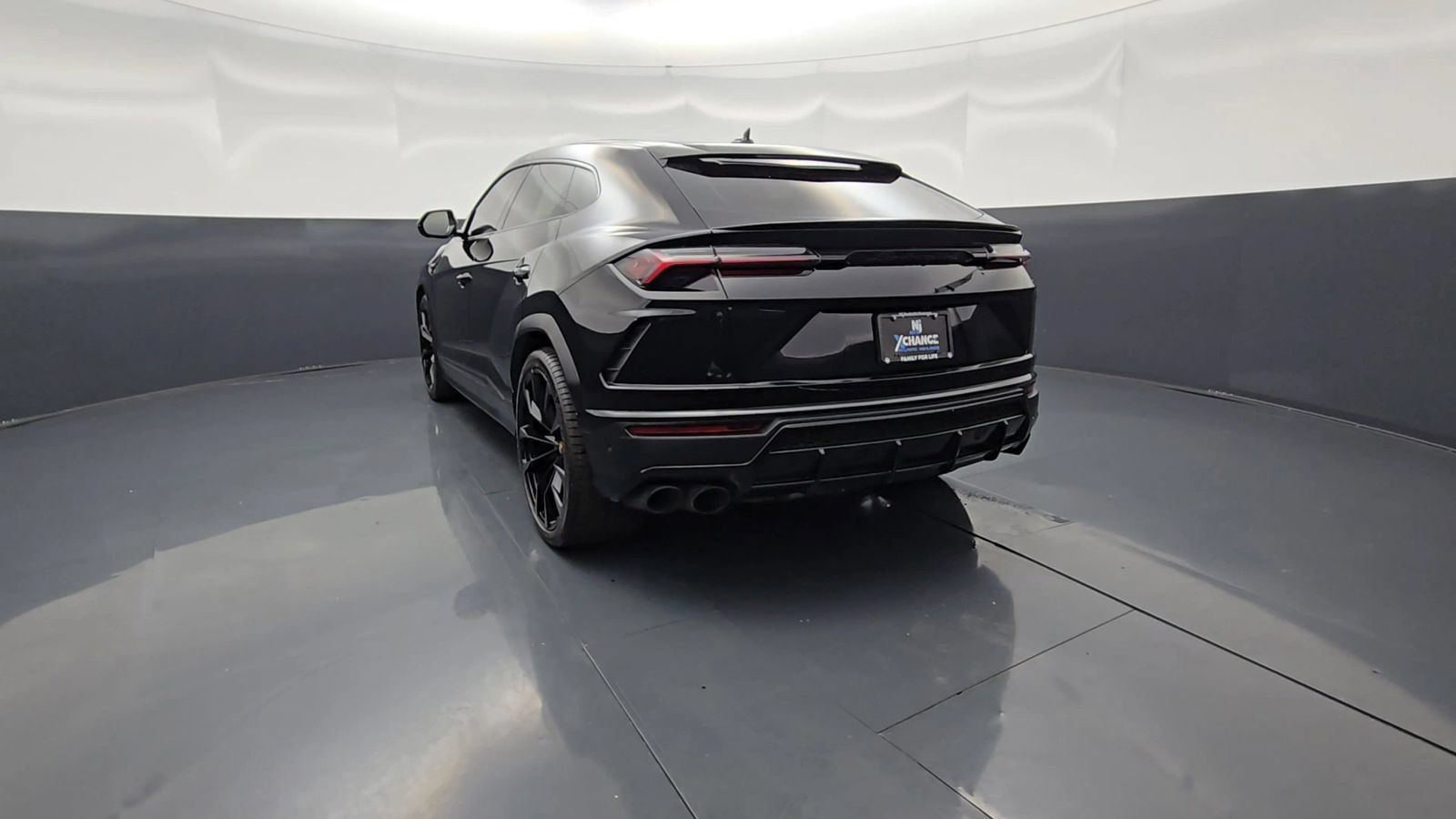Used 2022 Lamborghini Urus AWD/4WD image 90