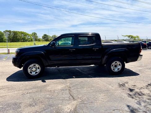 Used 2011 Toyota Tacoma PreRunner w/ SR5 Pkg #2 RWD image 6