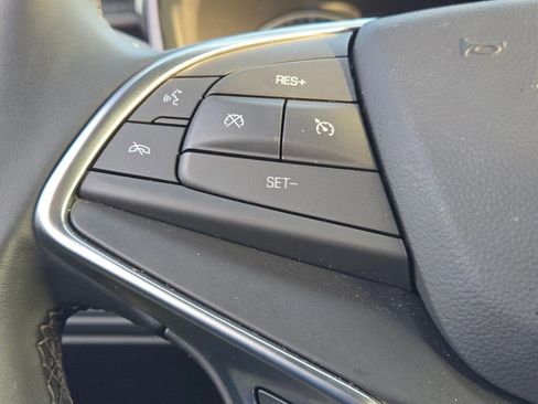 New 2025 Cadillac XT5 Luxury image 31