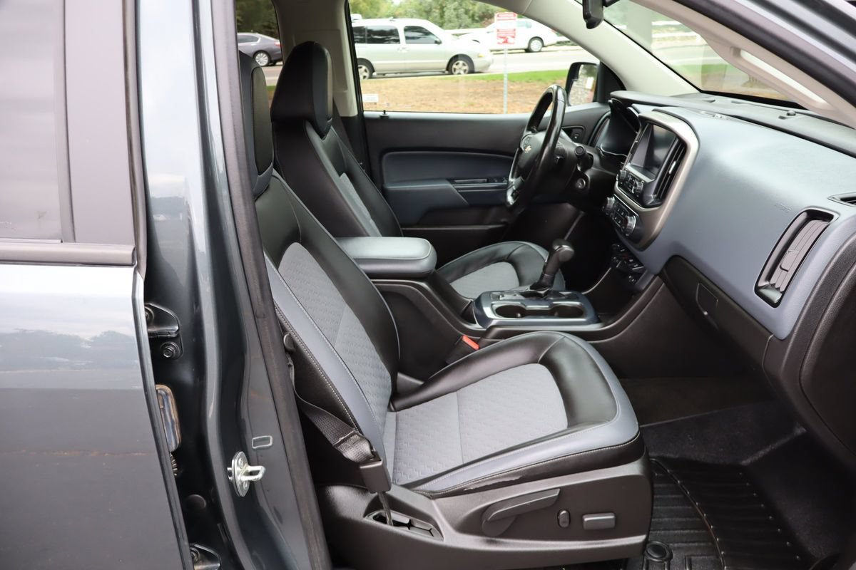 Used 2017 Chevrolet Colorado Z71 AWD/4WD image 22