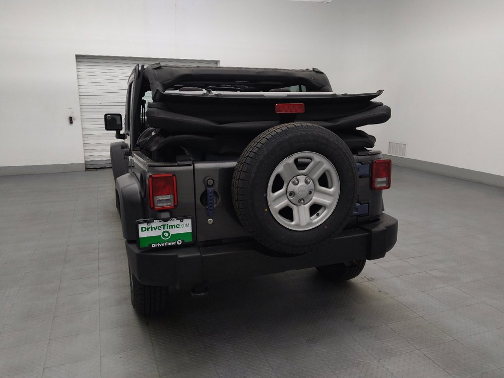 Used 2017 Jeep Wrangler Unlimited Sport w/ Connectivity Group AWD/4WD image 6