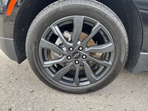 Used 2023 Chevrolet Equinox RS image 11