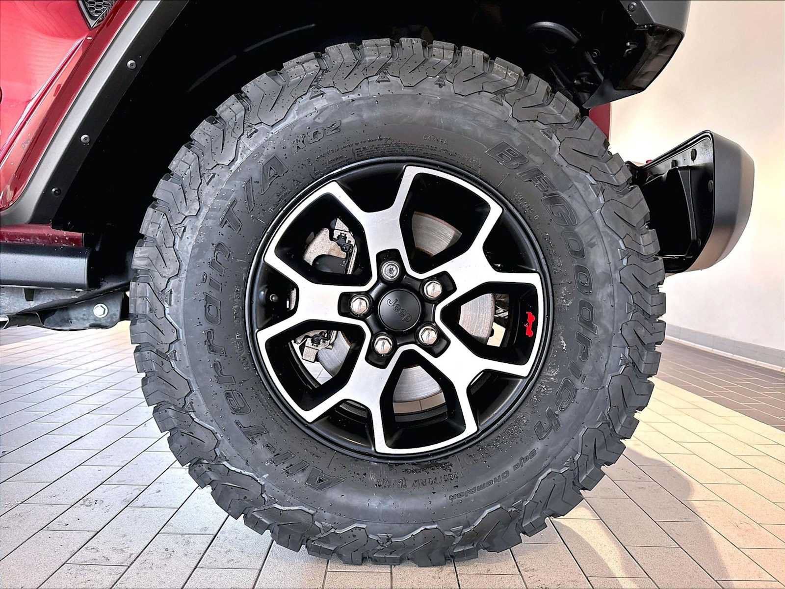 Used 2021 Jeep Wrangler Unlimited Rubicon AWD/4WD image 14