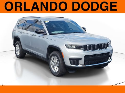 New 2026 Jeep Grand Cherokee L Laredo image 1
