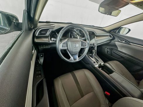 Used 2019 Honda Civic EX-L image 17