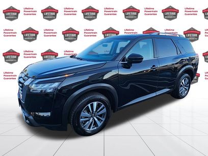 Used 2025 Nissan Pathfinder SL
