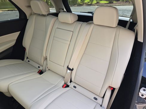 New 2026 Mercedes-Benz GLE 450 4MATIC image 14