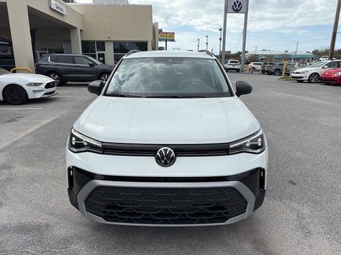 Certified 2025 Volkswagen Taos S FWD image 2