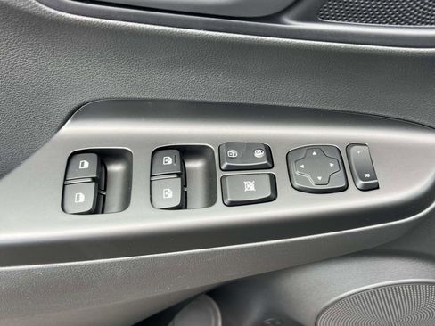 Used 2023 Hyundai Kona SEL AWD/4WD image 18