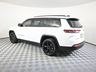Used 2022 Jeep Grand Cherokee L Laredo