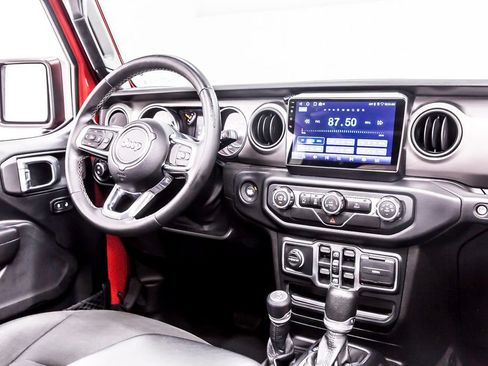 Used 2020 Jeep Gladiator Sport w/ Quick Order Package 24S AWD/4WD image 19