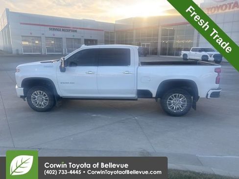 Used 2021 Chevrolet Silverado 2500 High Country w/ Z71 Off-Road Package image 7