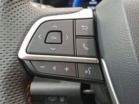 Used 2025 Toyota Sienna XSE w/ XSE Plus Package FWD image 23