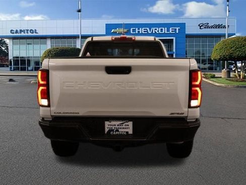 New 2026 Chevrolet Colorado ZR2 image 3