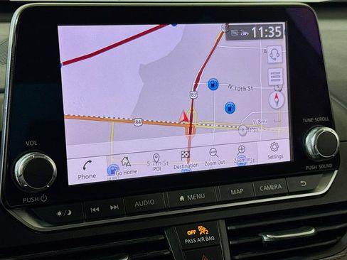 Used 2019 Nissan Altima 2.5 SL FWD image 11