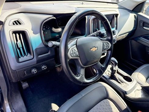 Used 2022 Chevrolet Colorado Z71 image 10