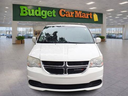 Used 2012 Dodge Grand Caravan SXT FWD image 2