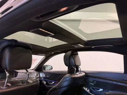 Used 2015 Mercedes-Benz S 550 4MATIC Sedan image 27