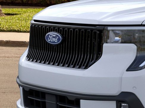 New 2026 Ford Maverick Lobo image 34