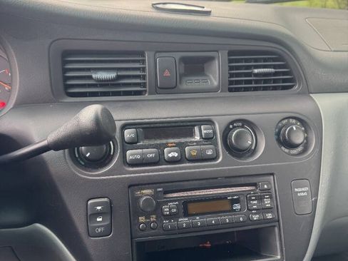 Used 2003 Honda Odyssey EX image 12