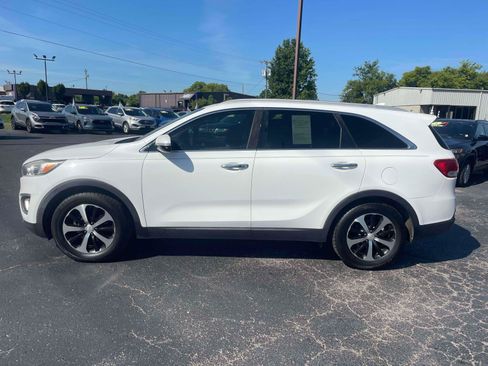 Used 2016 Kia Sorento EX w/ EX Premium Package FWD image 4