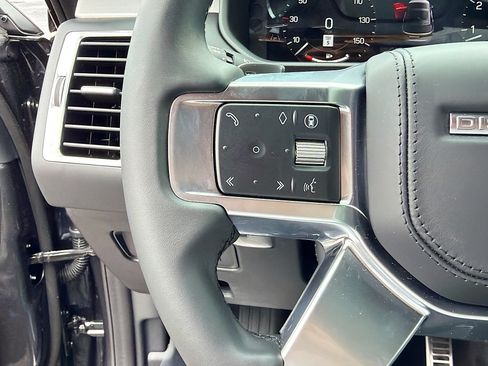 New 2026 Land Rover Discovery Limited Edition AWD/4WD image 36