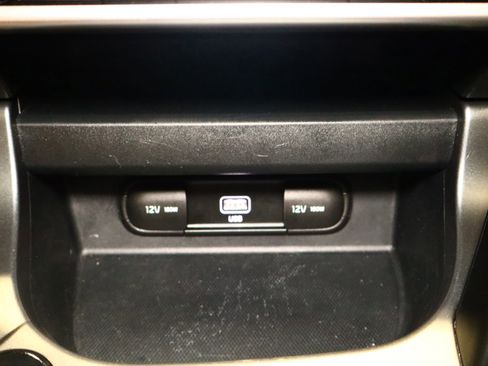 Used 2021 Kia Seltos S image 24