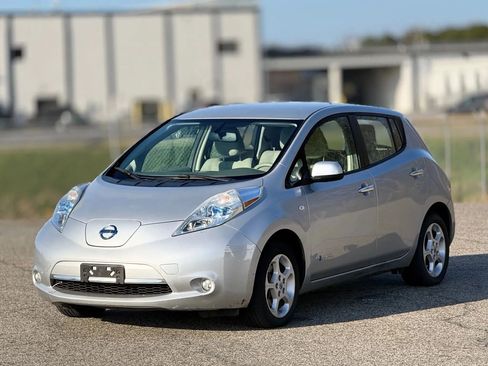 Used 2012 Nissan Leaf SL w/ Recycling/Organizational Pkg image 6