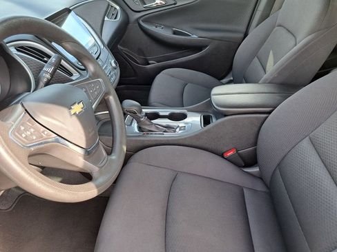 Used 2024 Chevrolet Malibu LT image 18