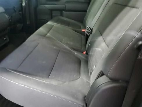 Used 2020 Chevrolet Silverado 1500 LT RWD image 12