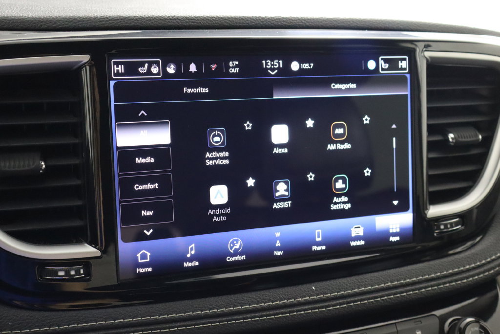 Used 2024 Chrysler Pacifica Limited FWD image 36