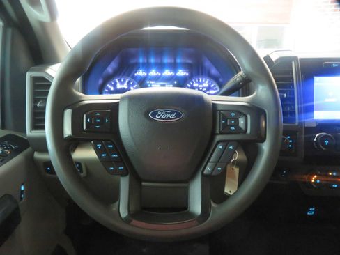 Used 2022 Ford F250 XL w/ STX Appearance Package AWD/4WD image 31