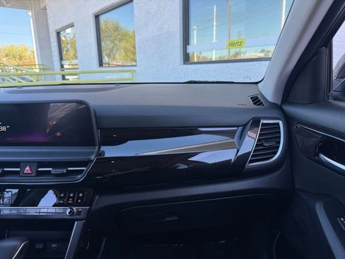 Used 2025 Kia Seltos S image 33